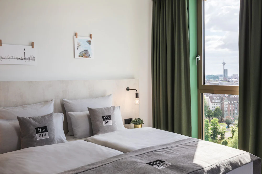 Holiday Inn - the niu, Tab Dusseldorf Main Station