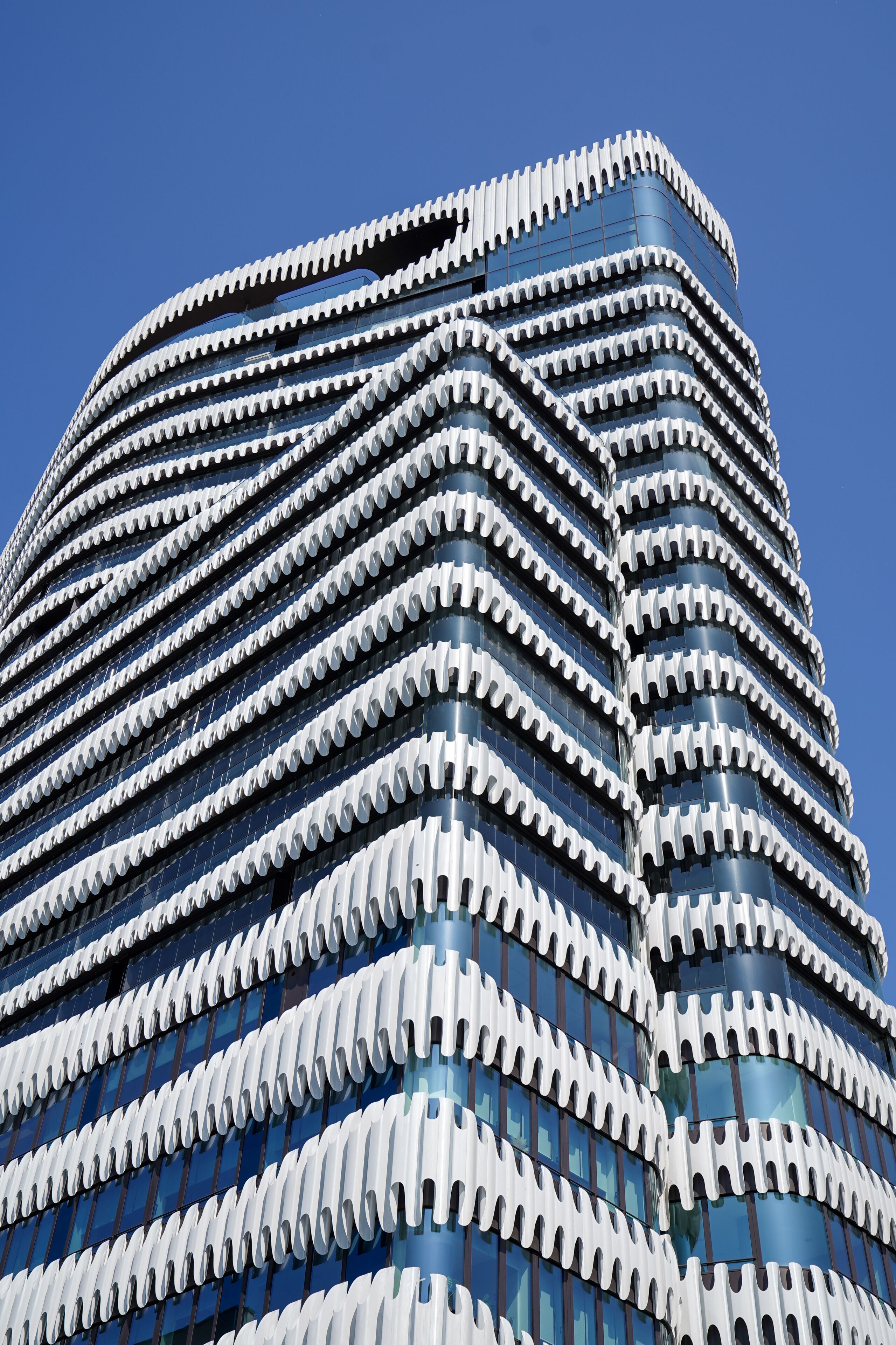 The Zipper Hotel And Apartments