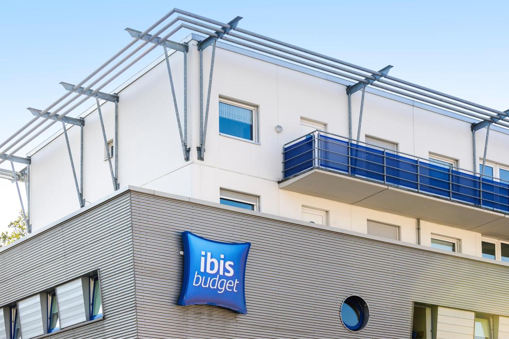 ibis budget Duisburg City am Innenhafen