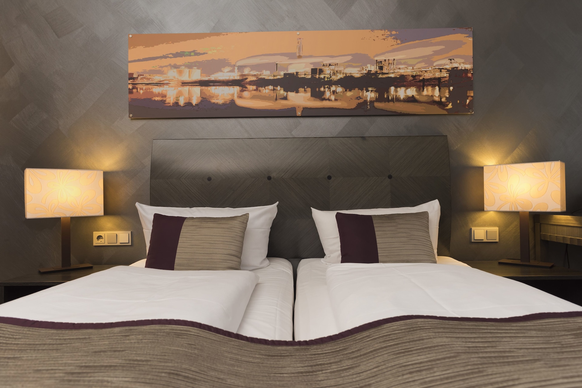 Wyndham Duisburger Hof Hotel
