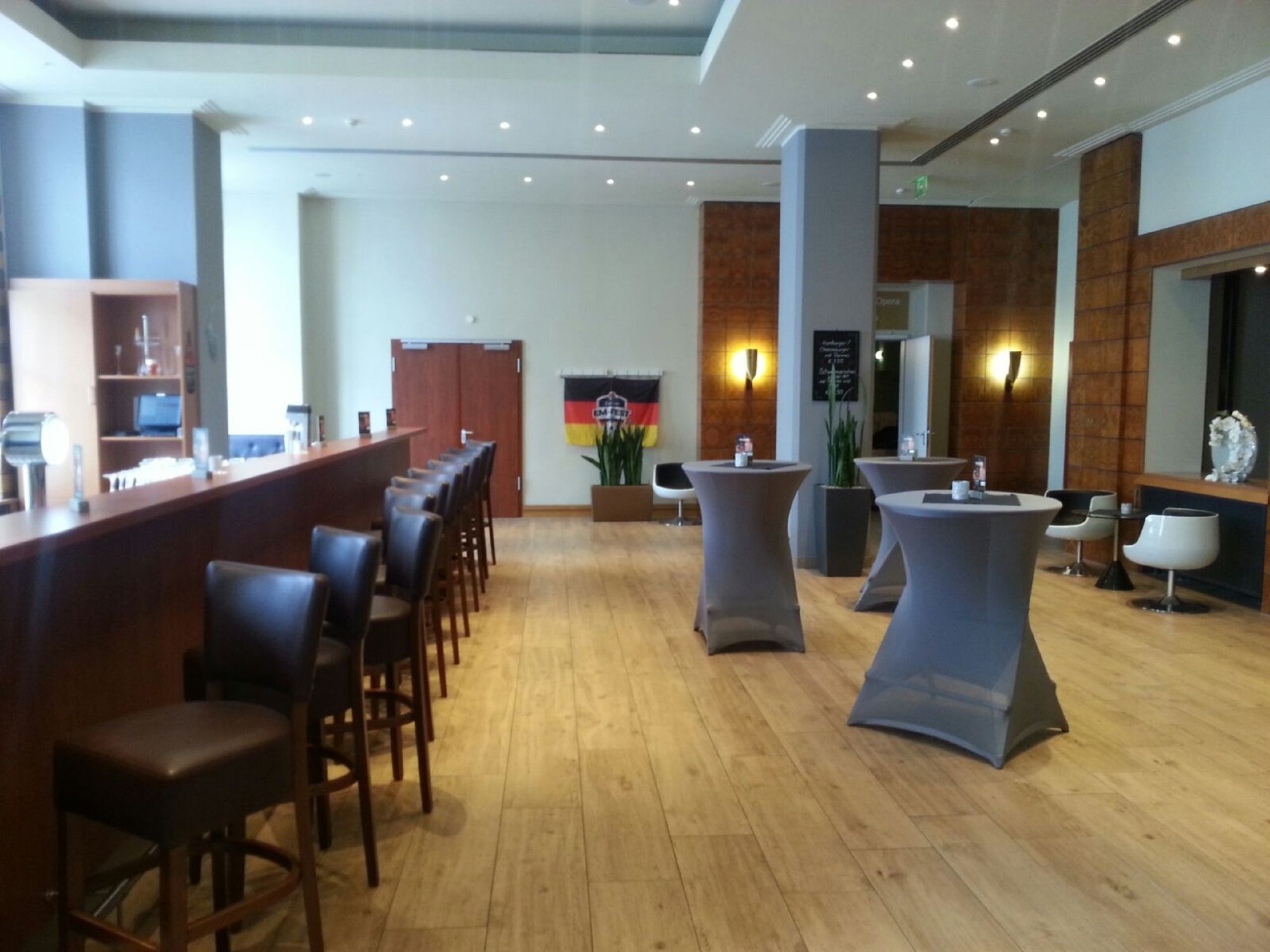 Wyndham Duisburger Hof Hotel