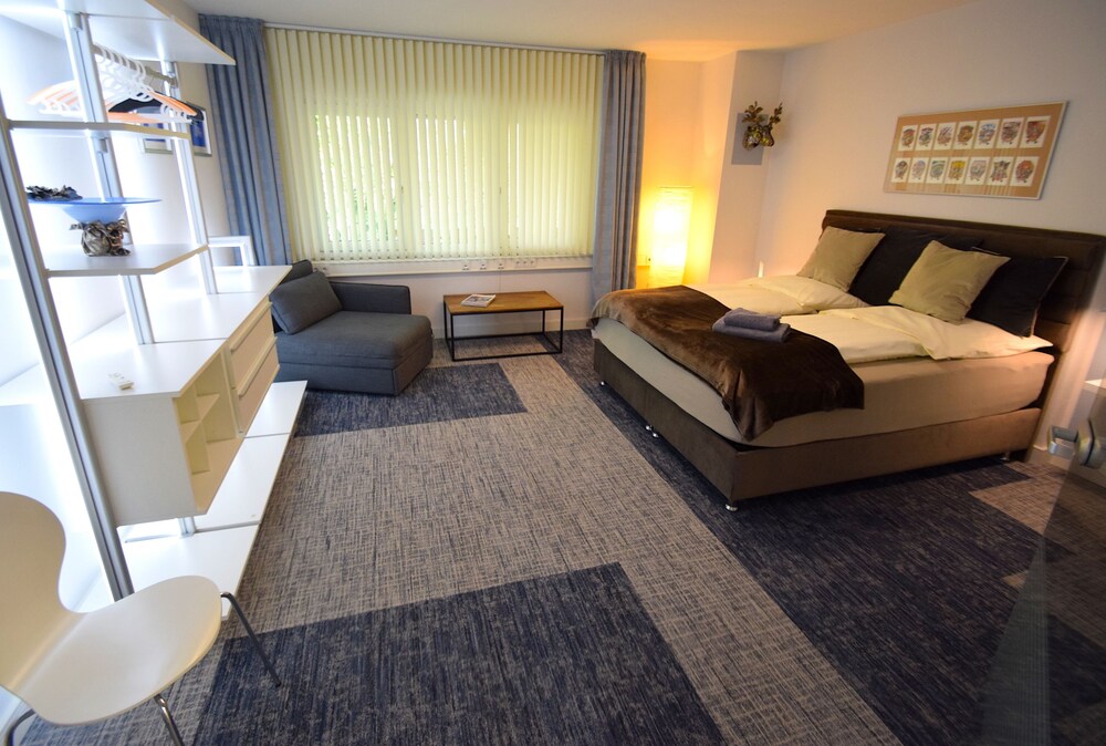 Besotel Ferienwohnungen Und Apartments Erkrath