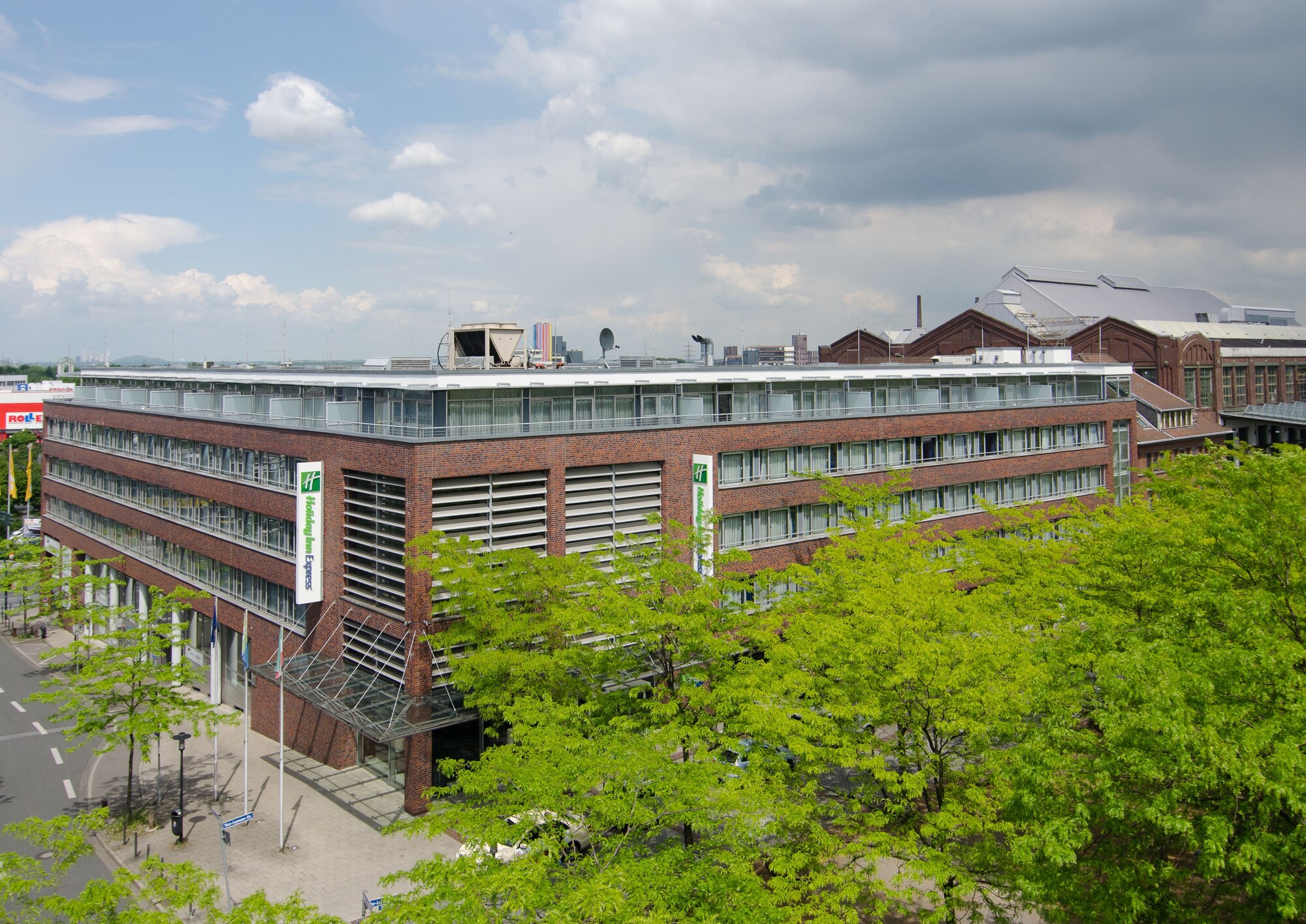 Premier Inn Essen City Limbecker Platz Hotel
