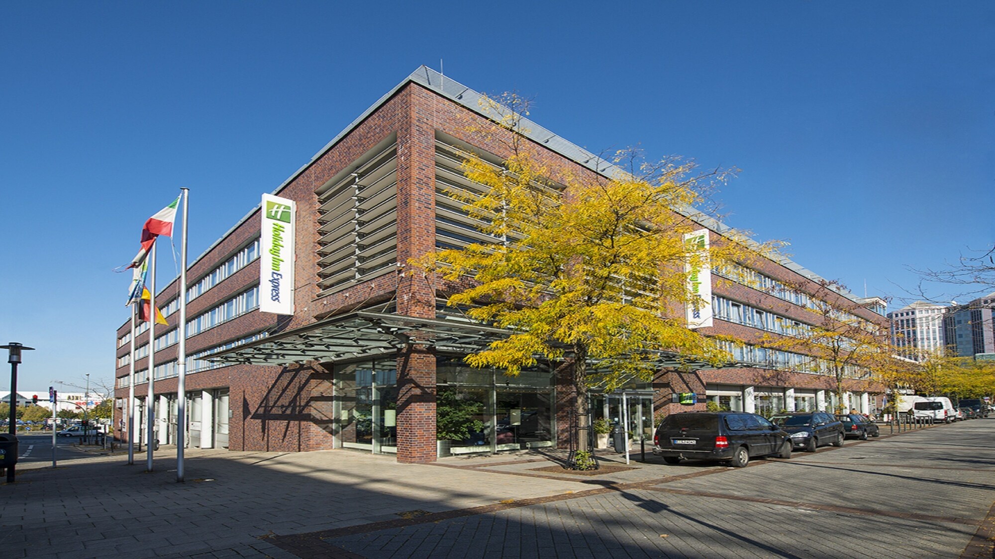 Premier Inn Essen City Limbecker Platz Hotel