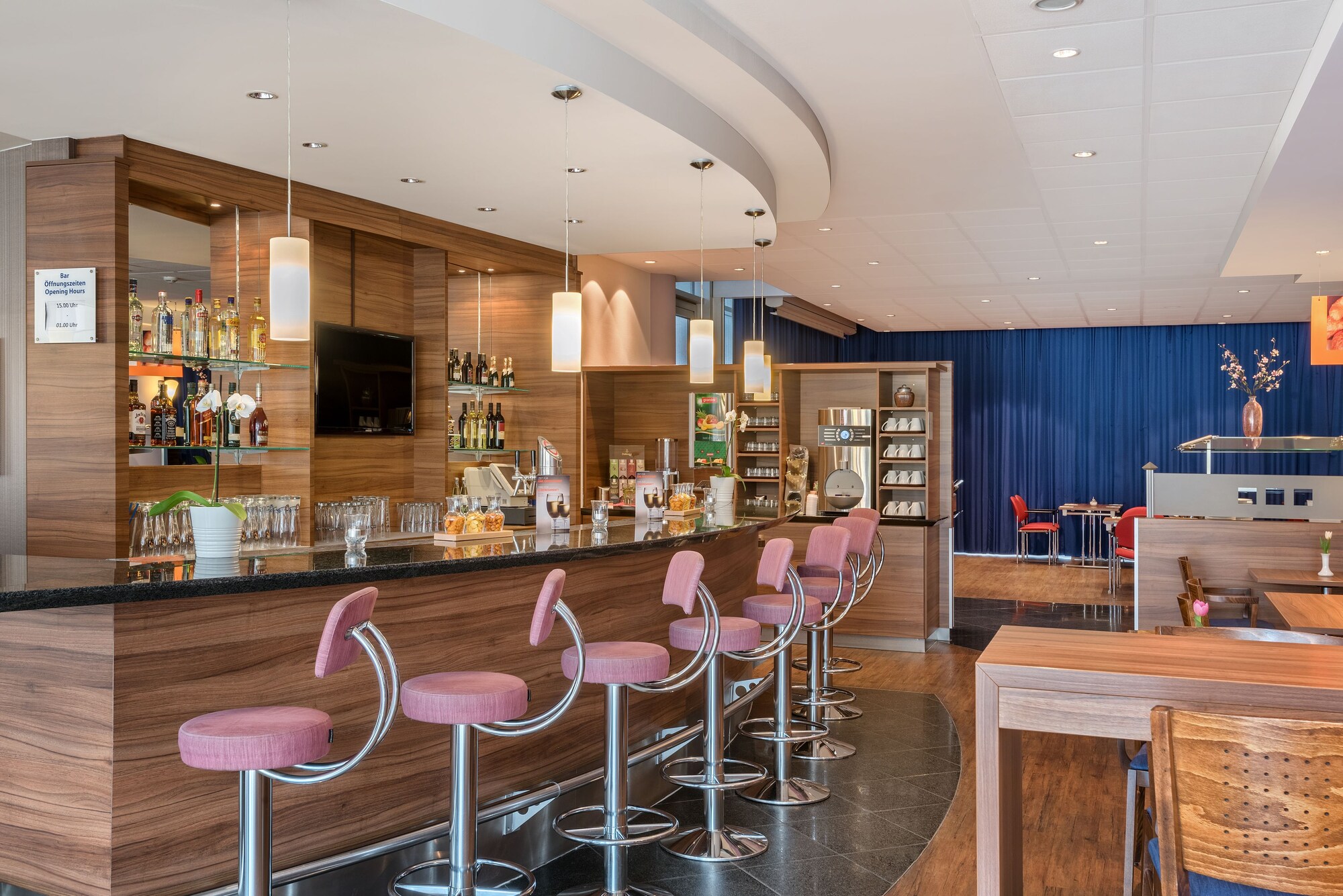 Premier Inn Essen City Limbecker Platz Hotel