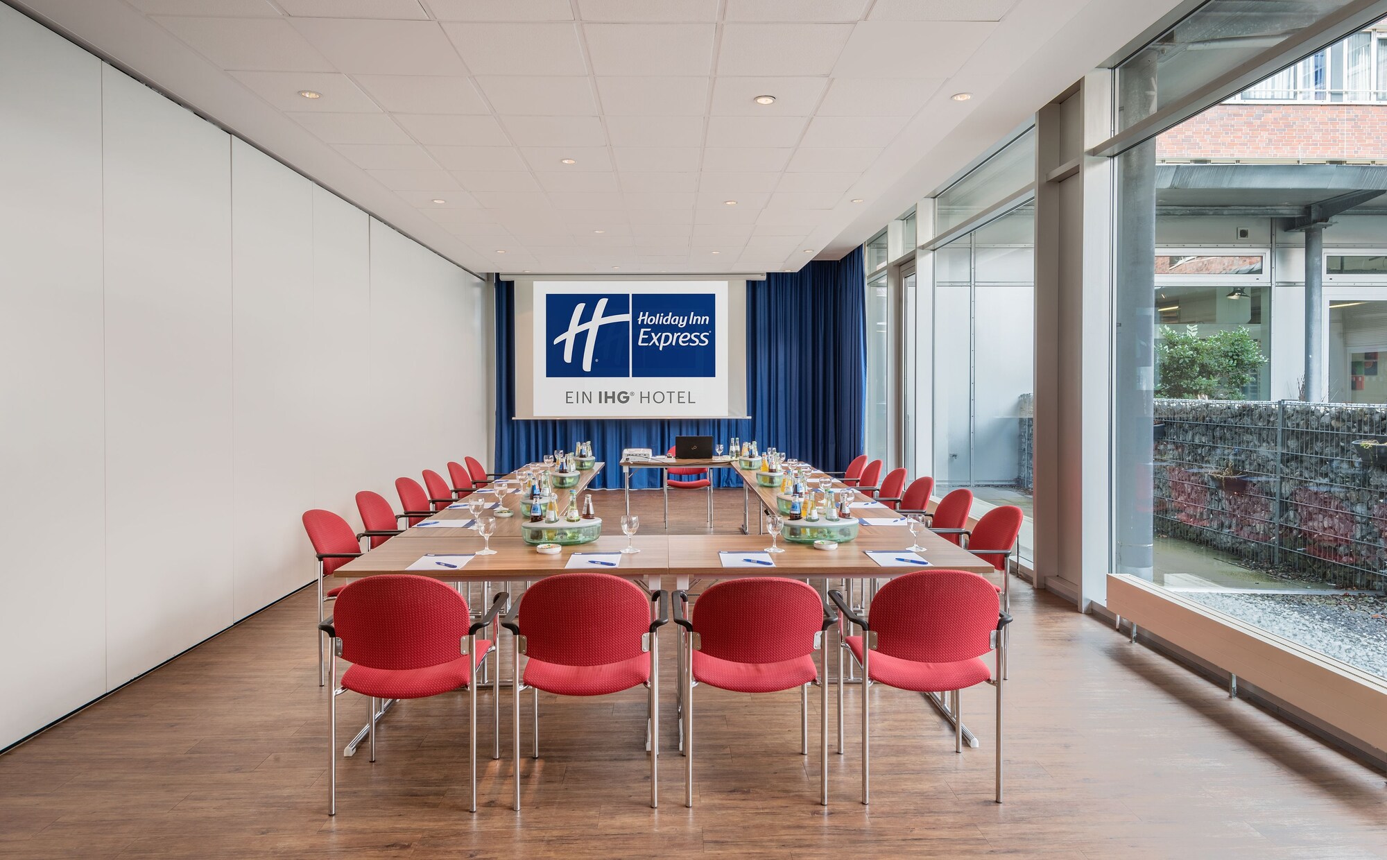 Premier Inn Essen City Limbecker Platz Hotel