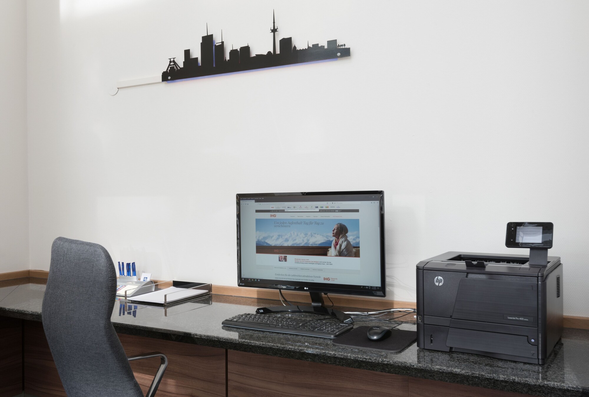 Premier Inn Essen City Limbecker Platz Hotel