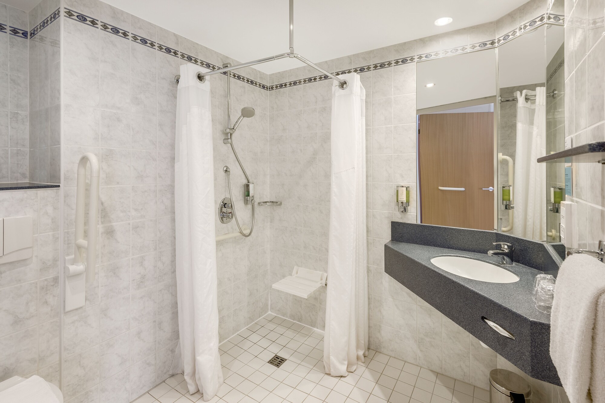 Premier Inn Essen City Limbecker Platz Hotel
