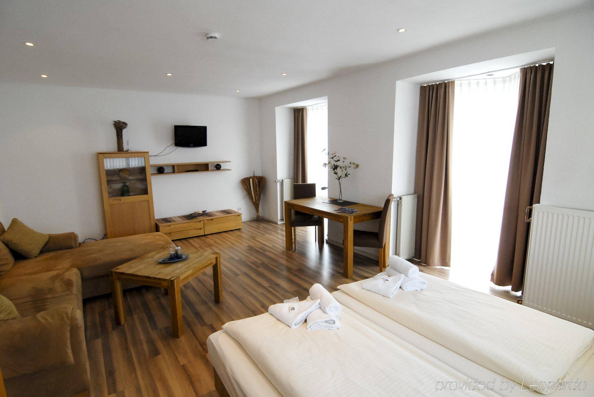 Petul Apart Hotel Ernestine