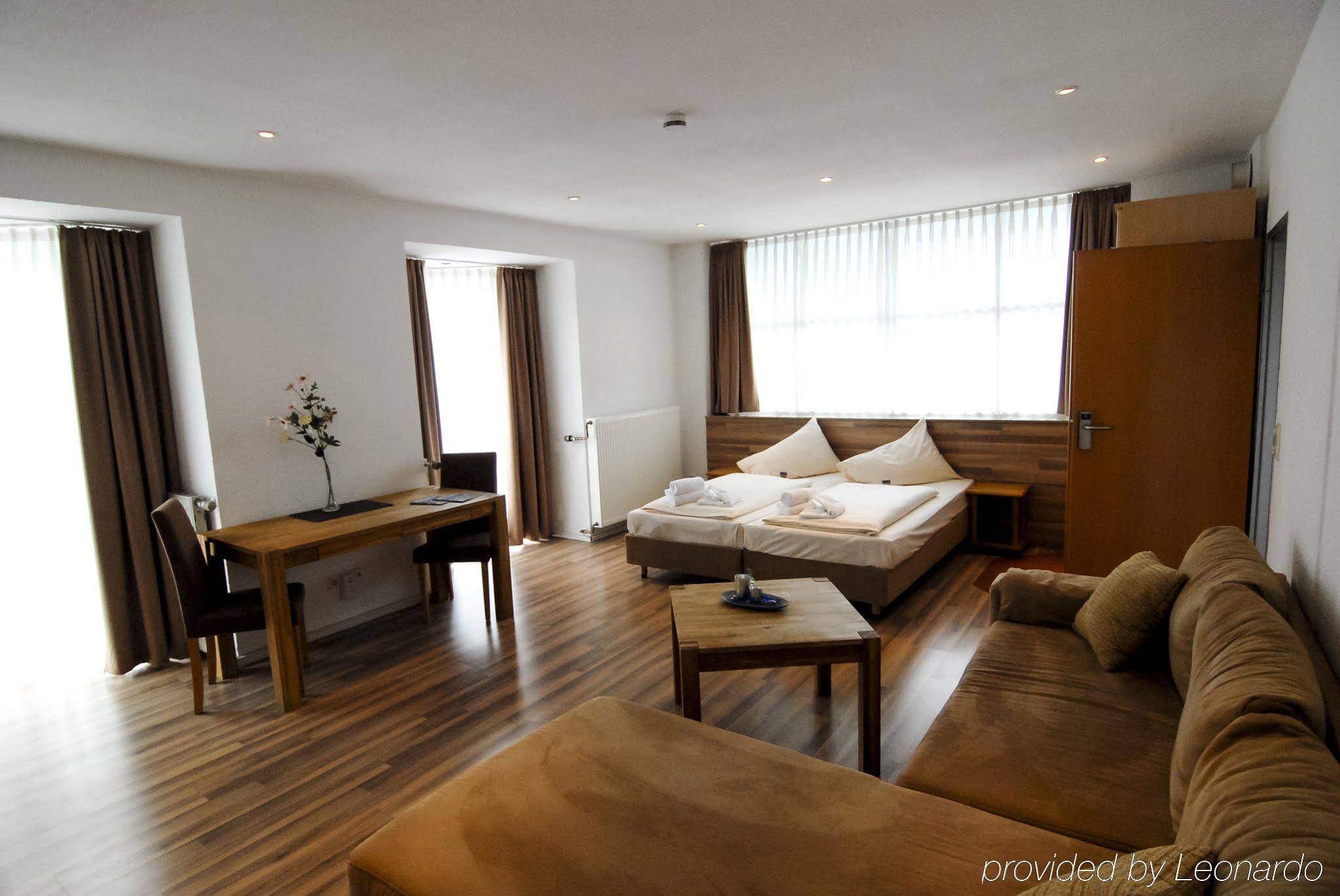 Petul Apart Hotel Ernestine