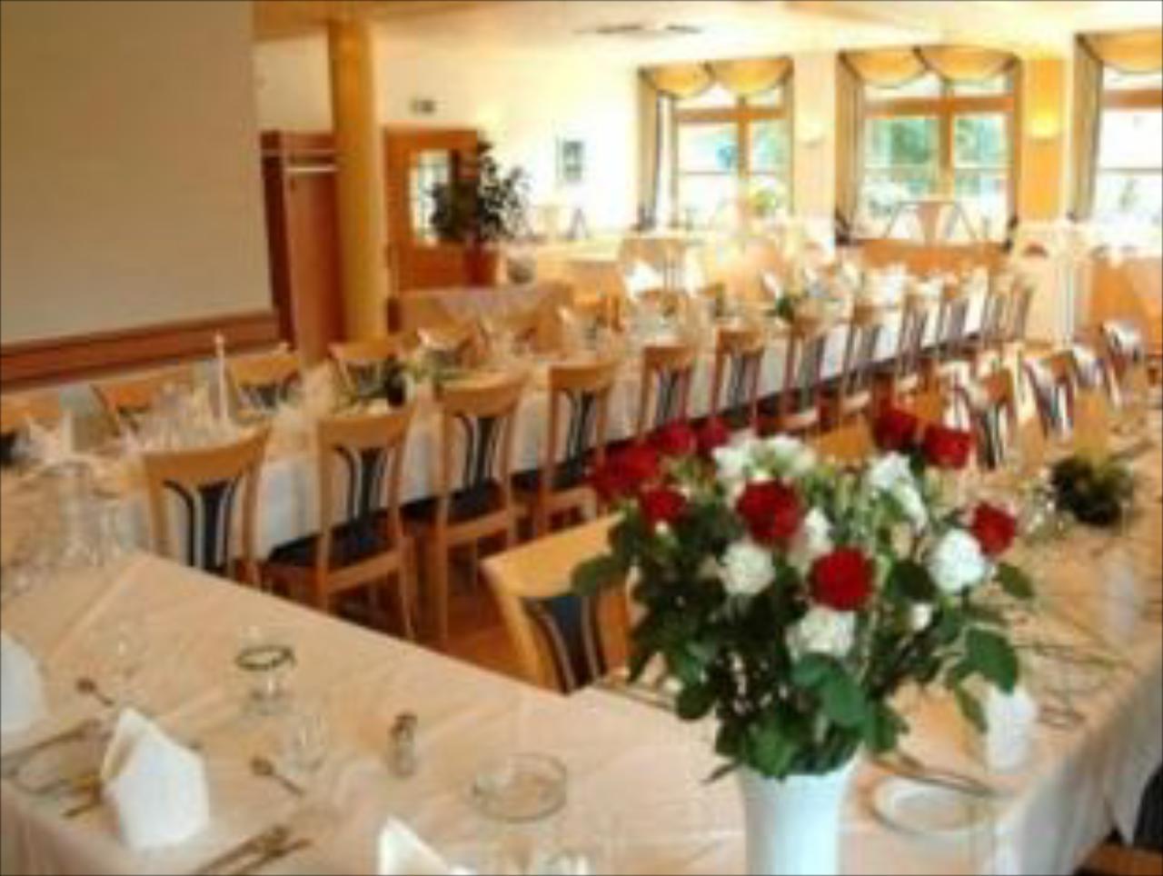 Restaurant & Hotel Olympia - Inden-Altdorf