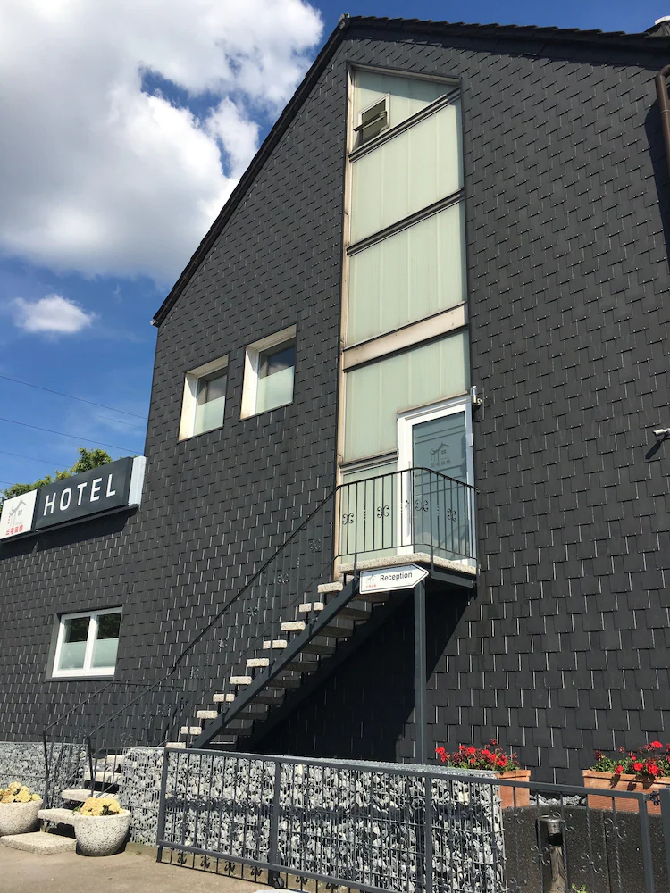 Minsu Hotel