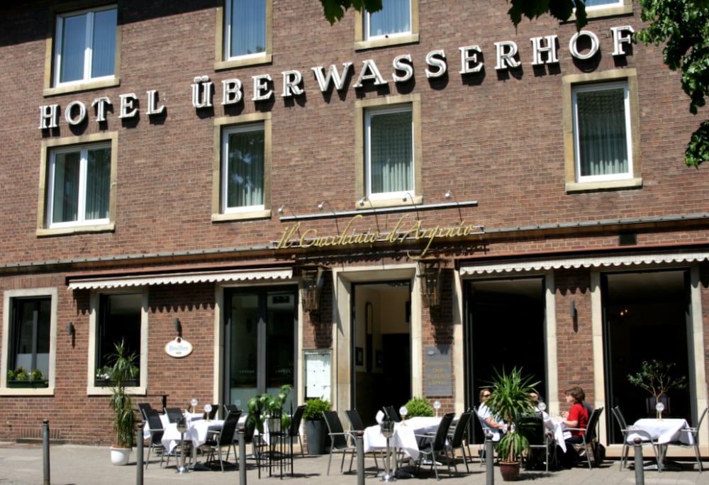 Überwasserhof