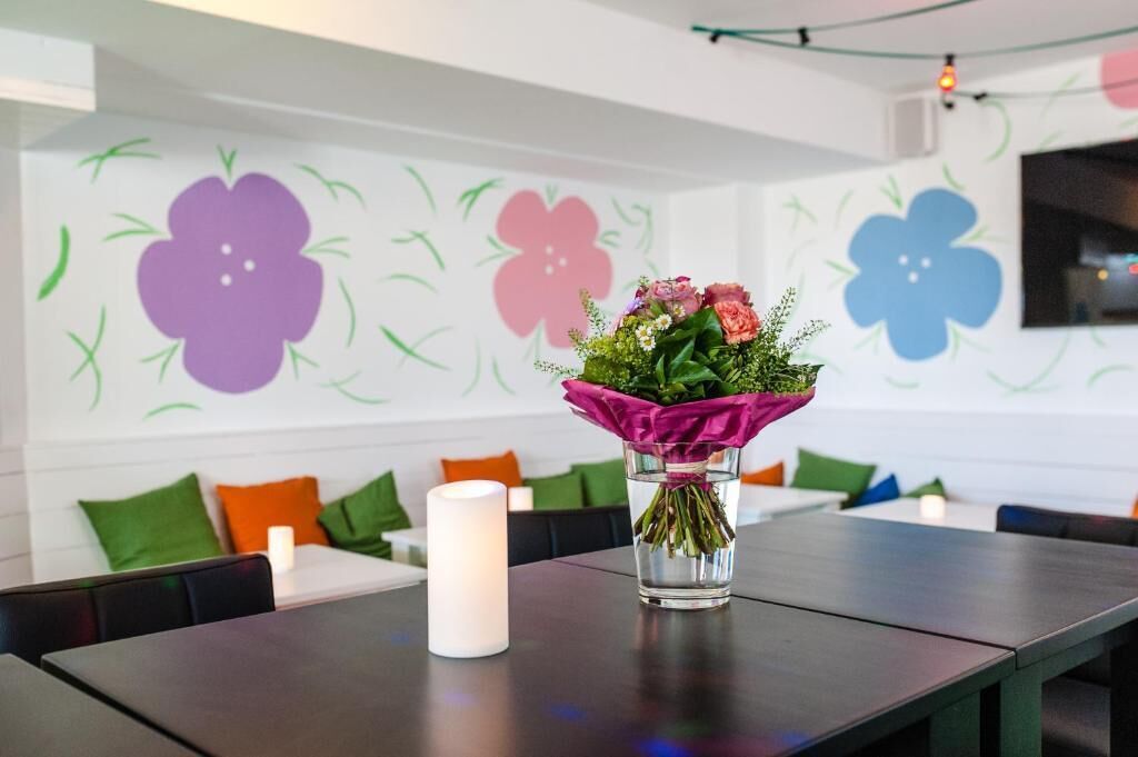 Flowers Hotels