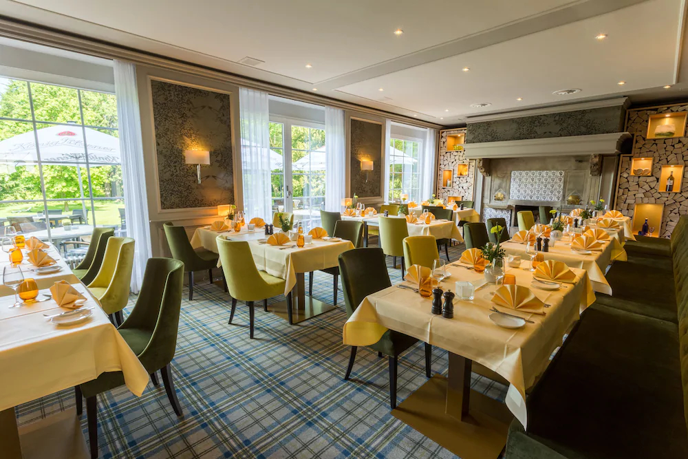 Schloss Hohenfeld Parkhotel
