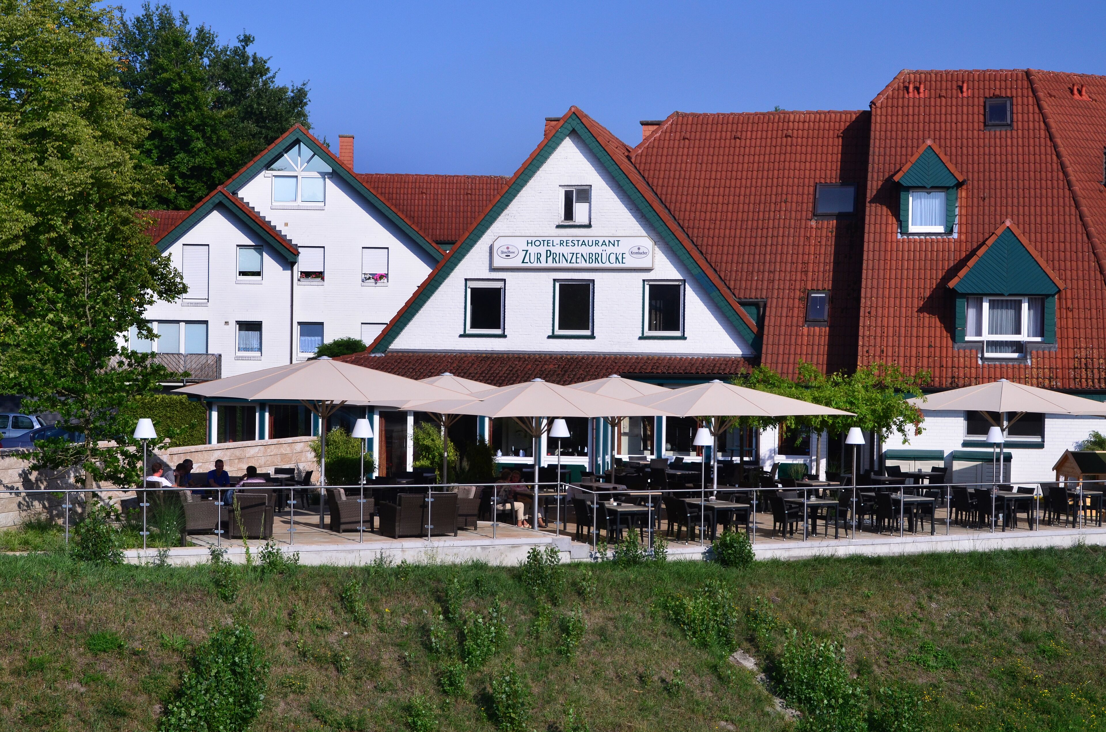 Zur Prinzenbrücke