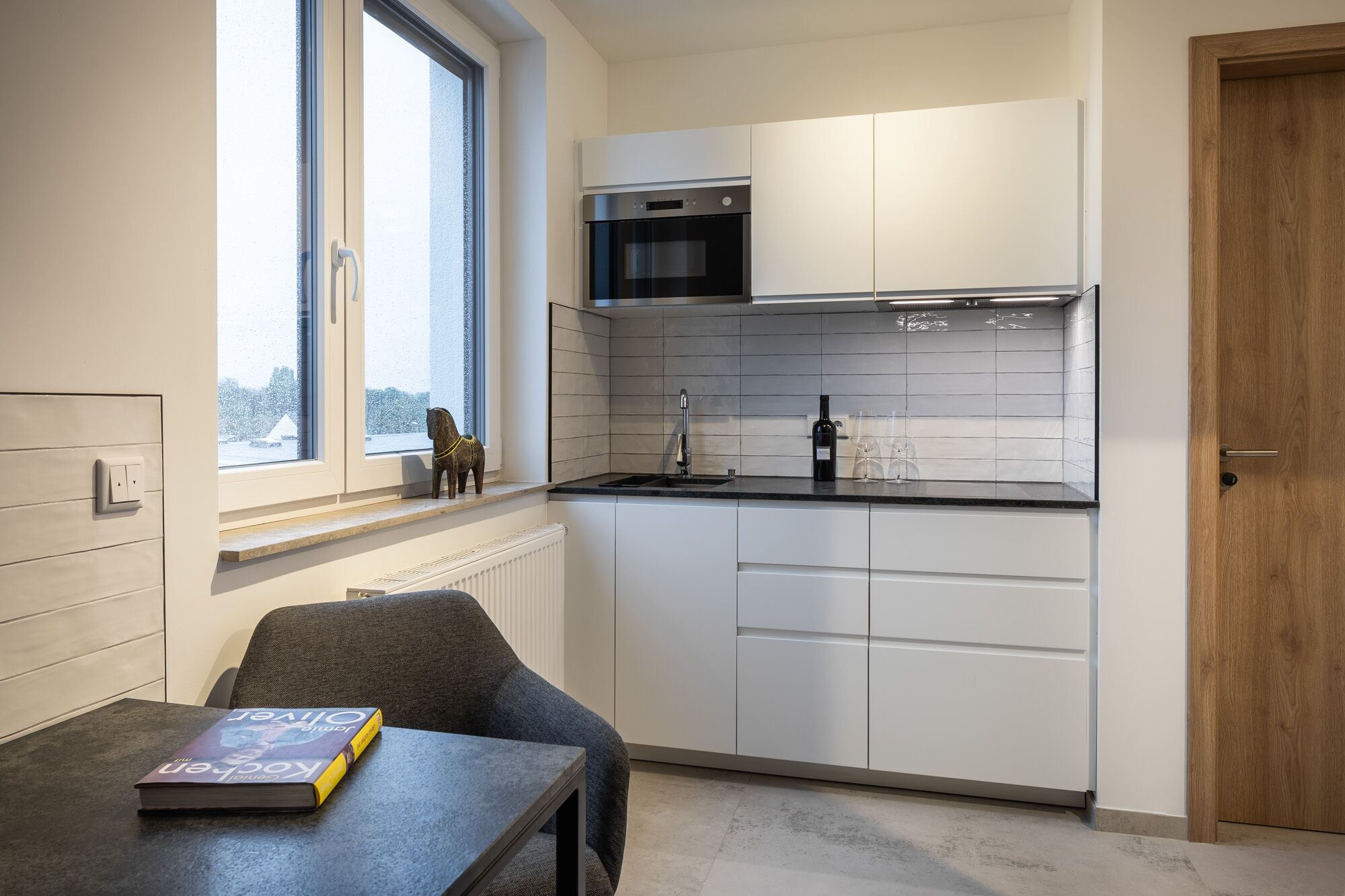 Home & Work Apartments