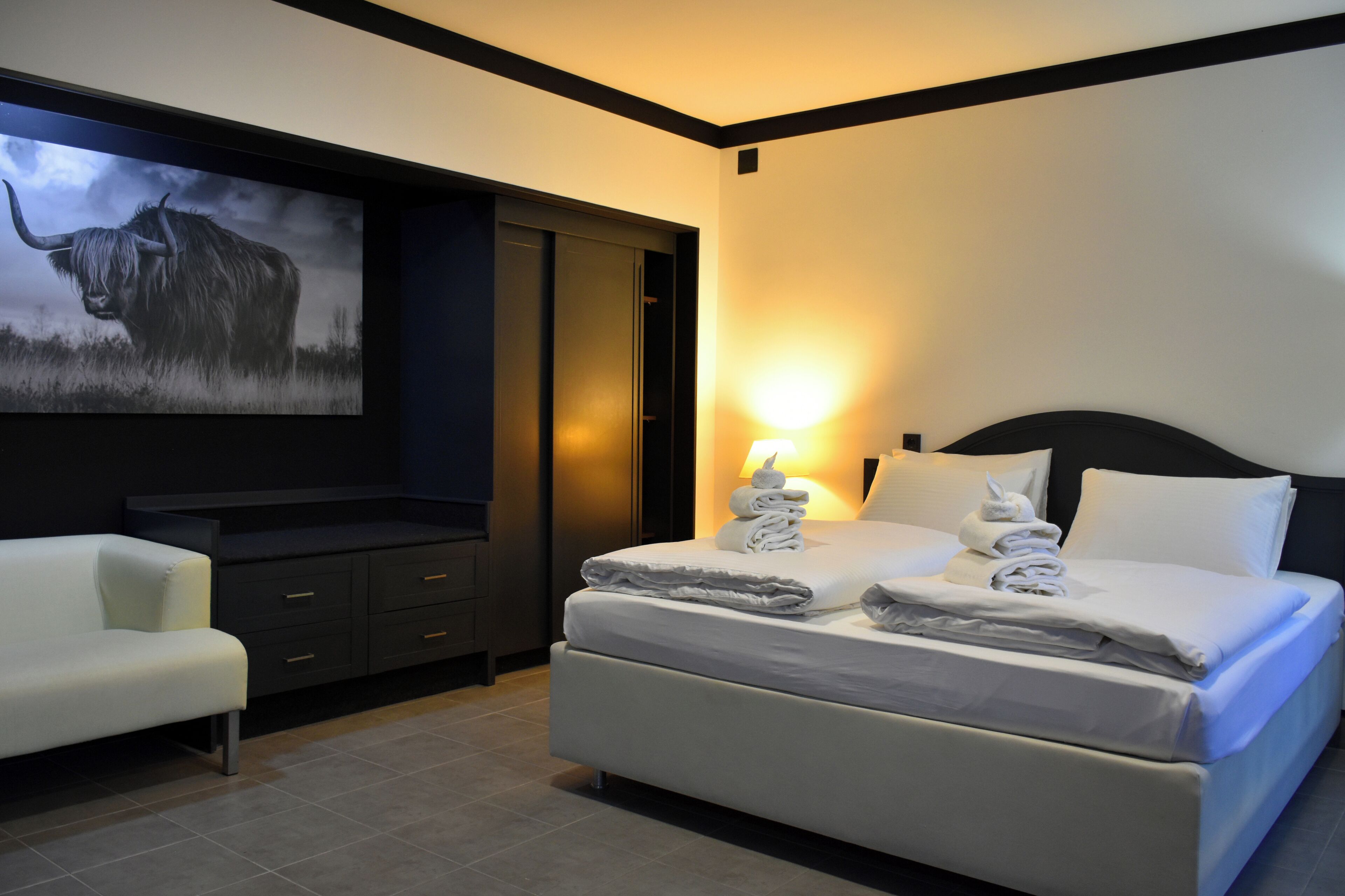 Tibet Hotel