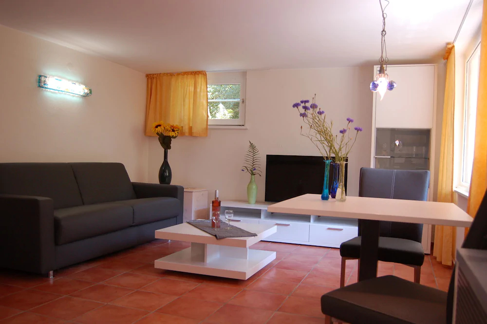 Rurtal Apartments
