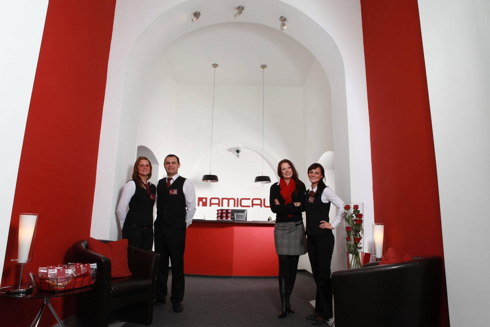 Hotel Amical