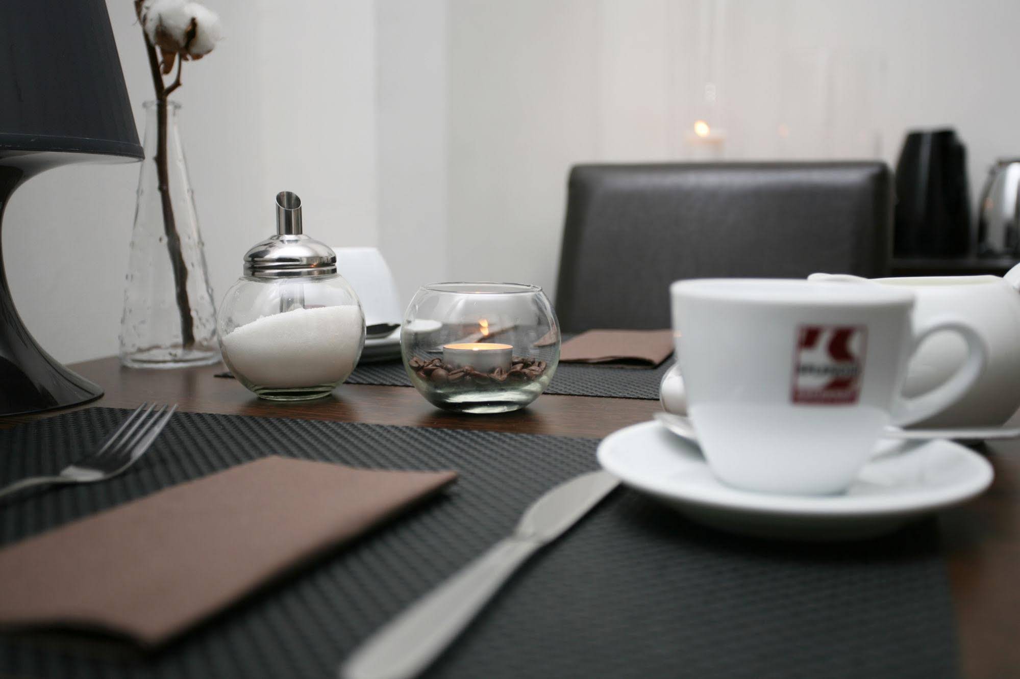 Hotel Amical