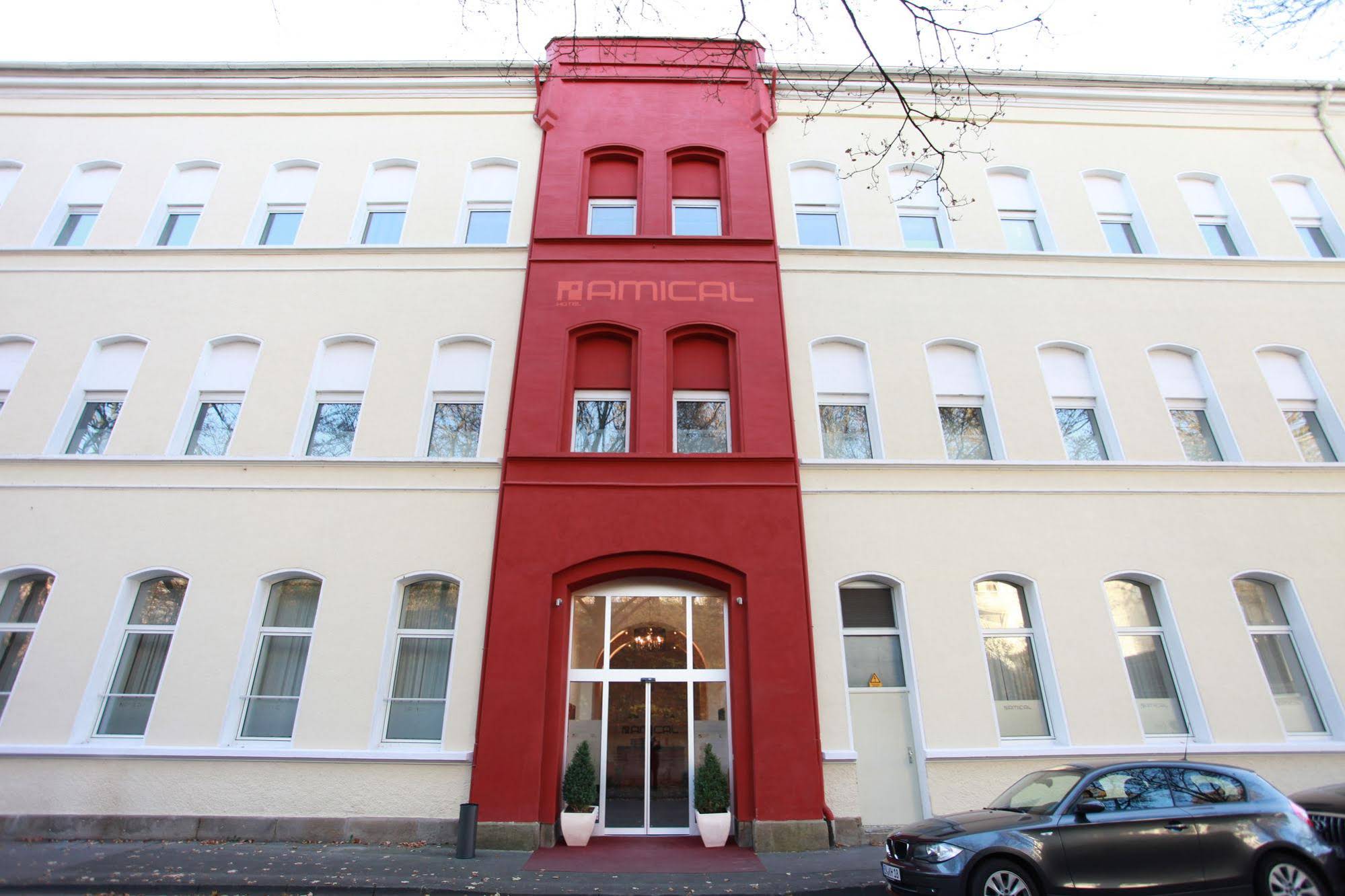 Hotel Amical