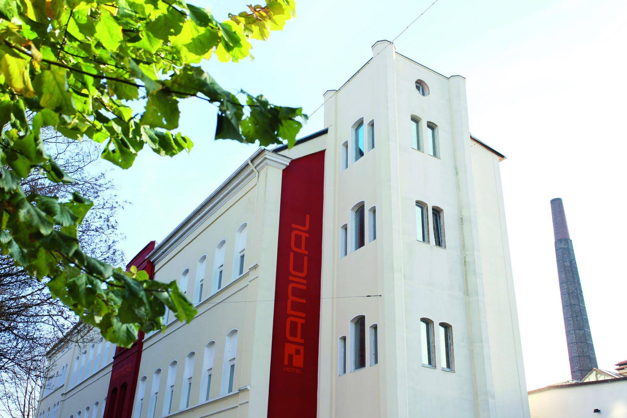 Hotel Amical