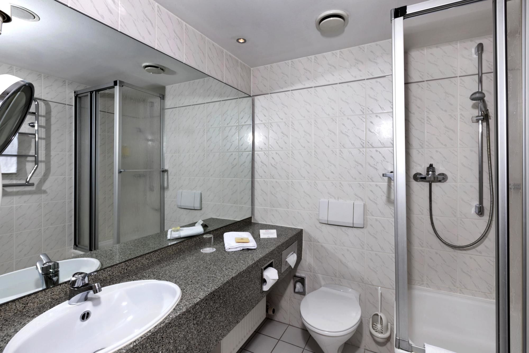 Spark by Hilton Wuppertal City Centre