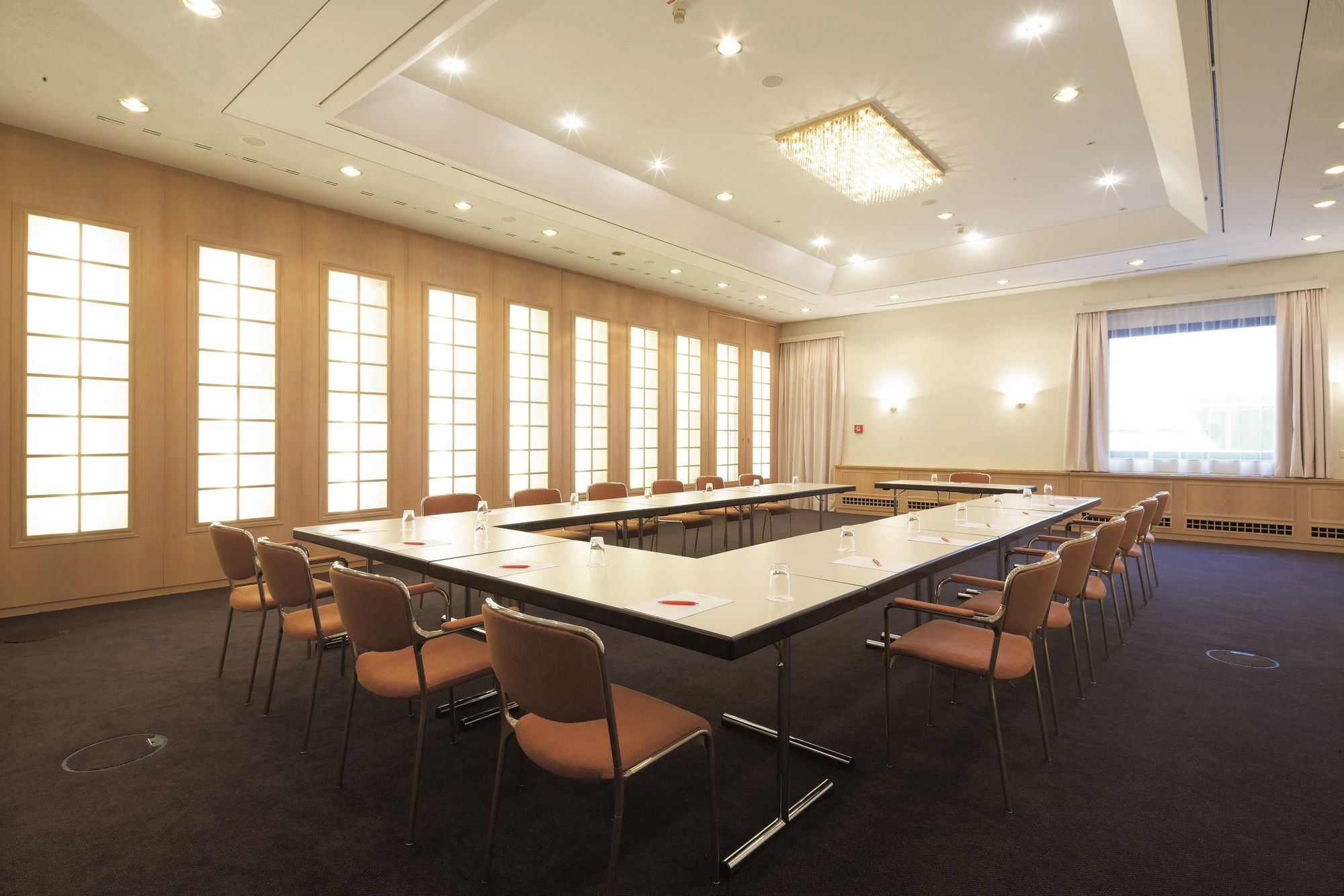 Spark by Hilton Wuppertal City Centre