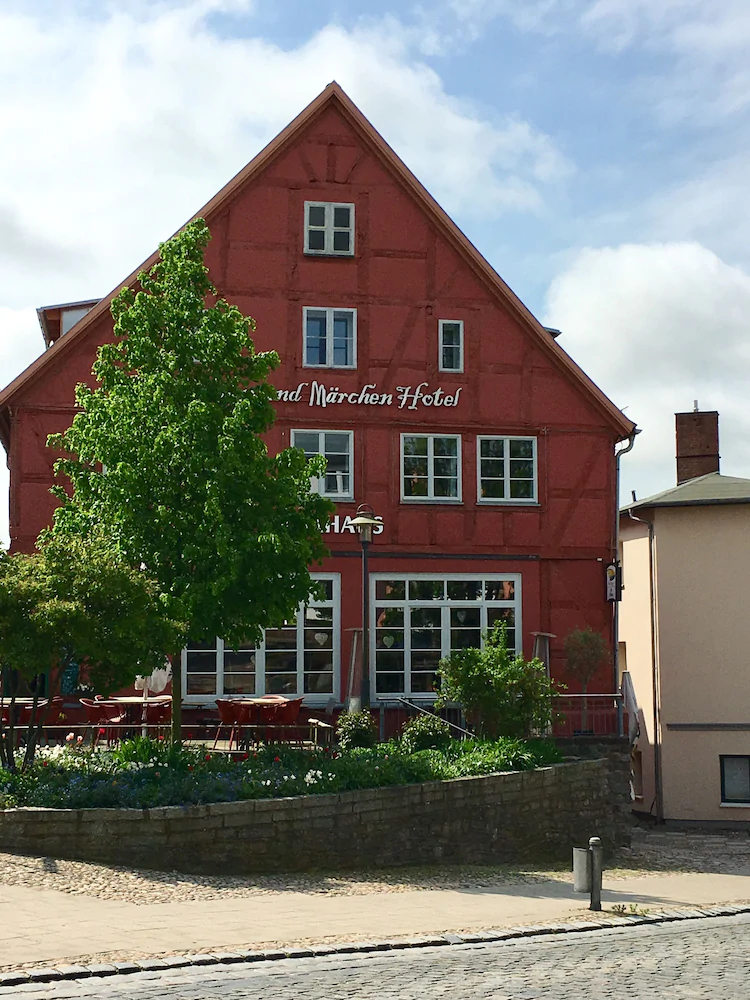 Sagen- und Märchenhotel Rügen
