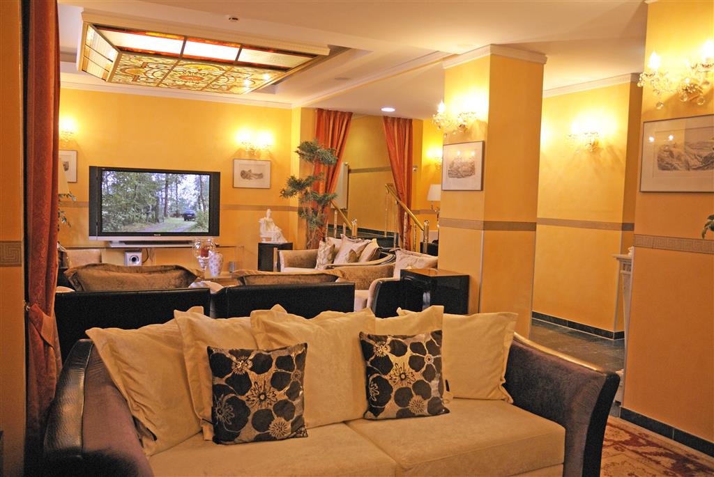 Alexa Hotel