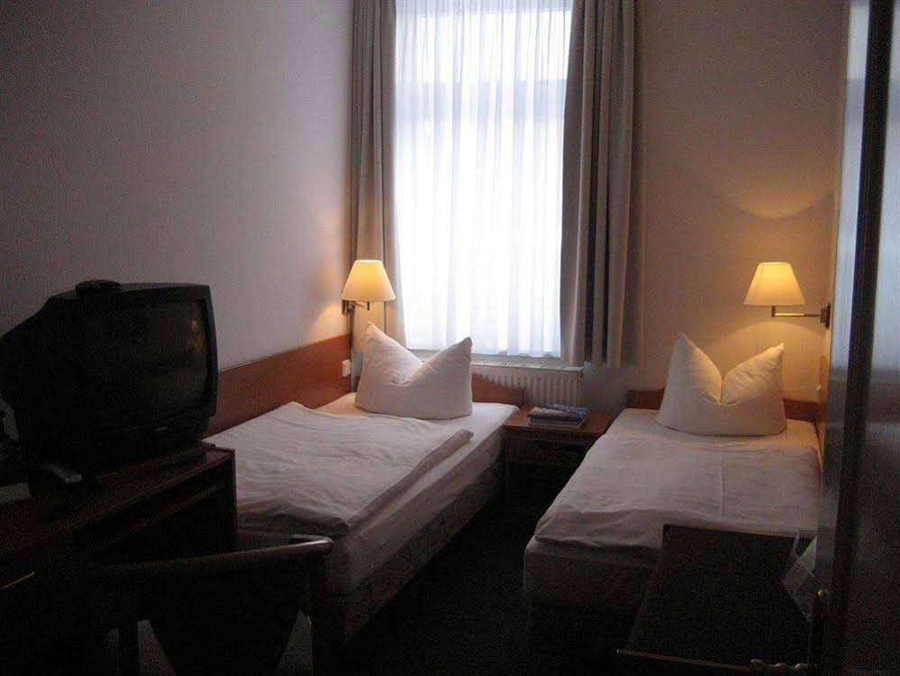 Panorama Hotel  Lohme/ Greys / Haus Harzendorf / Villa Joksch