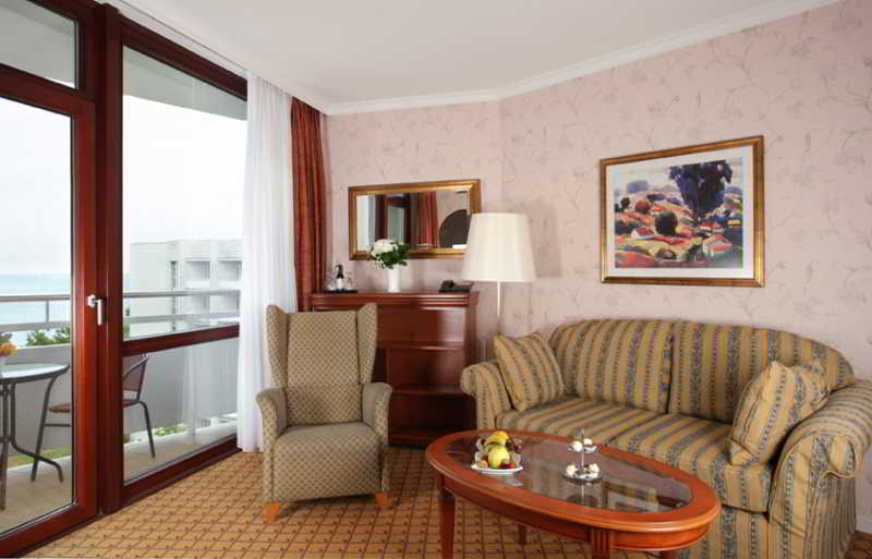 Cliff Hotel Rügen
