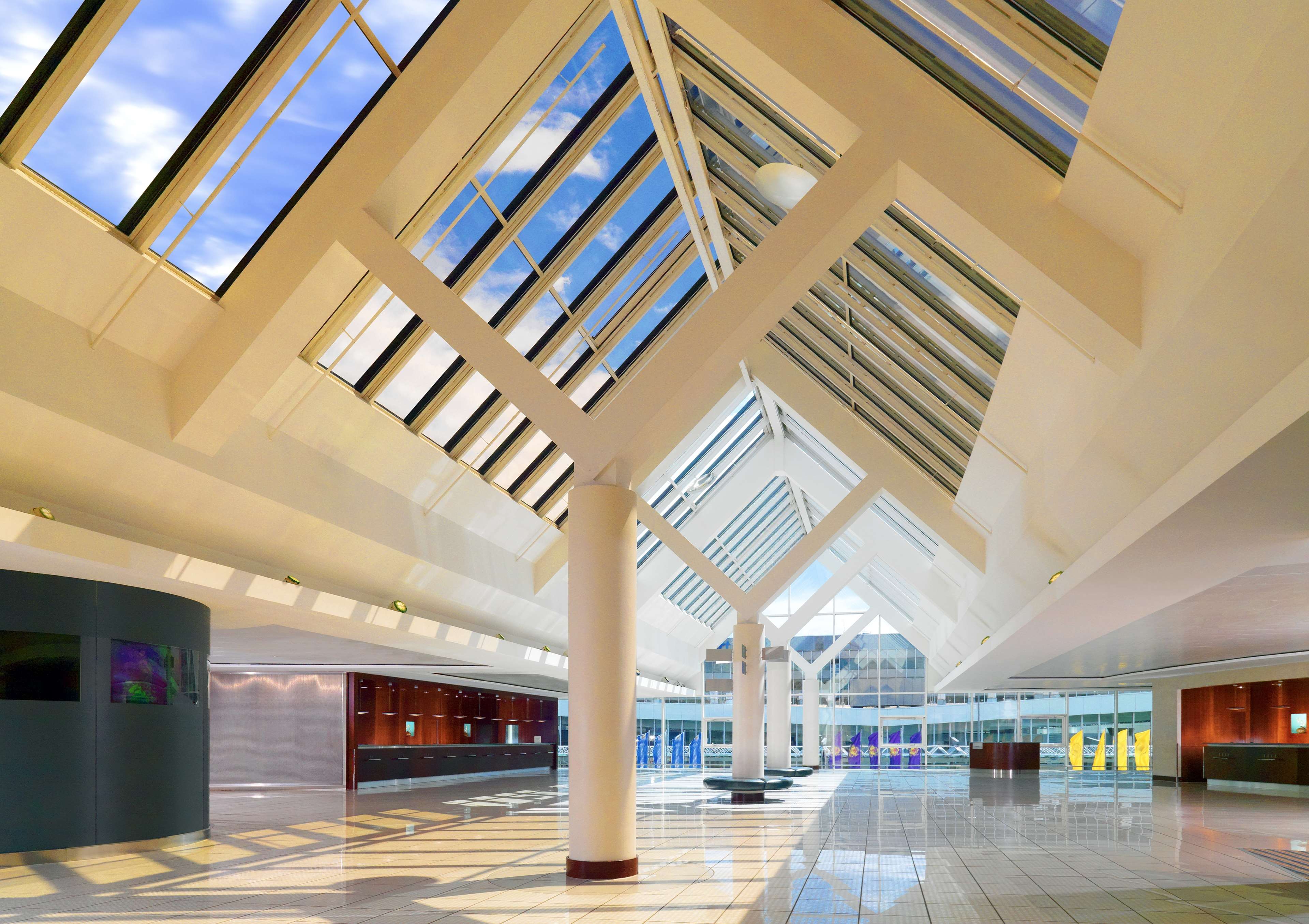 Sheraton Frankfurt Airport Hotel & Conference Center