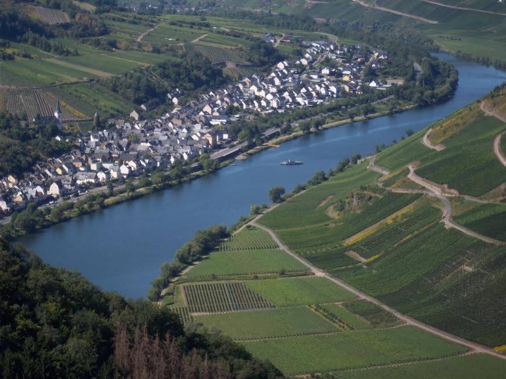 Weingut-Gästehaus Nalbach