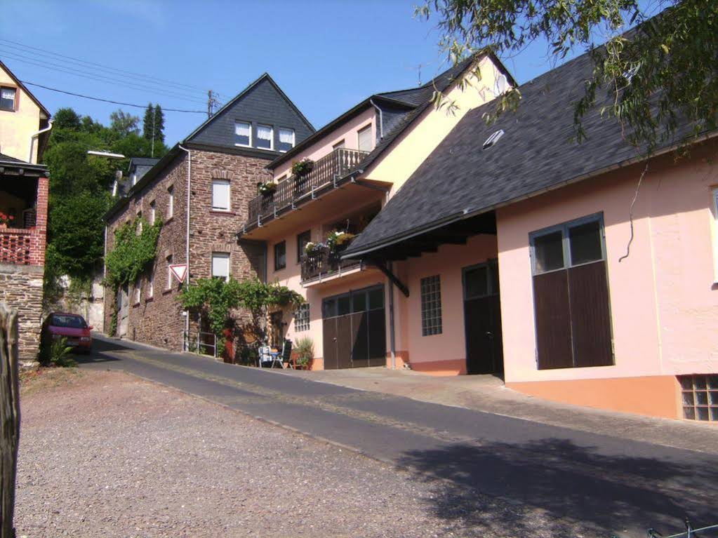 Weingut-Gästehaus Nalbach