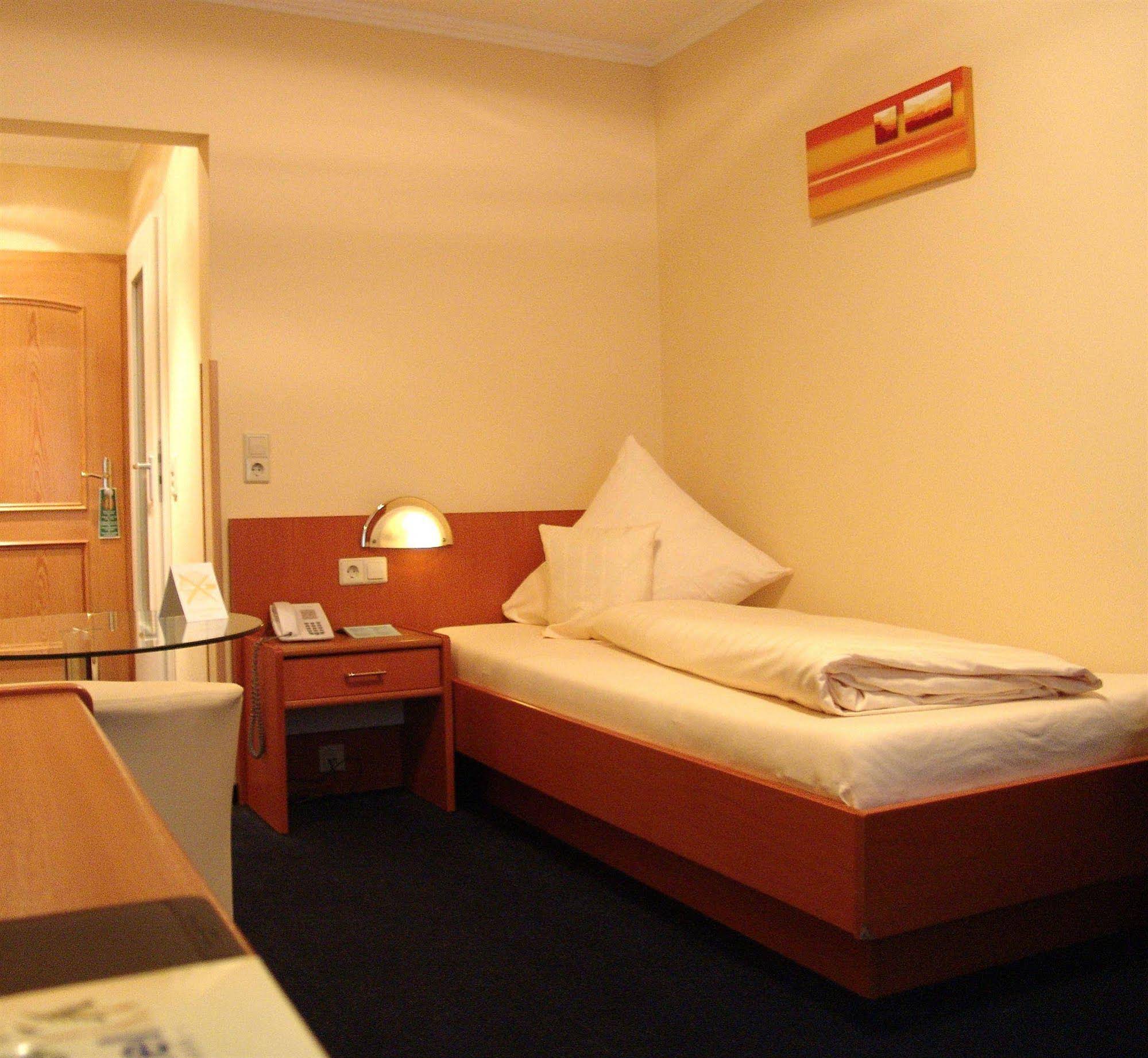 Schloss-Hotel Landstuhl