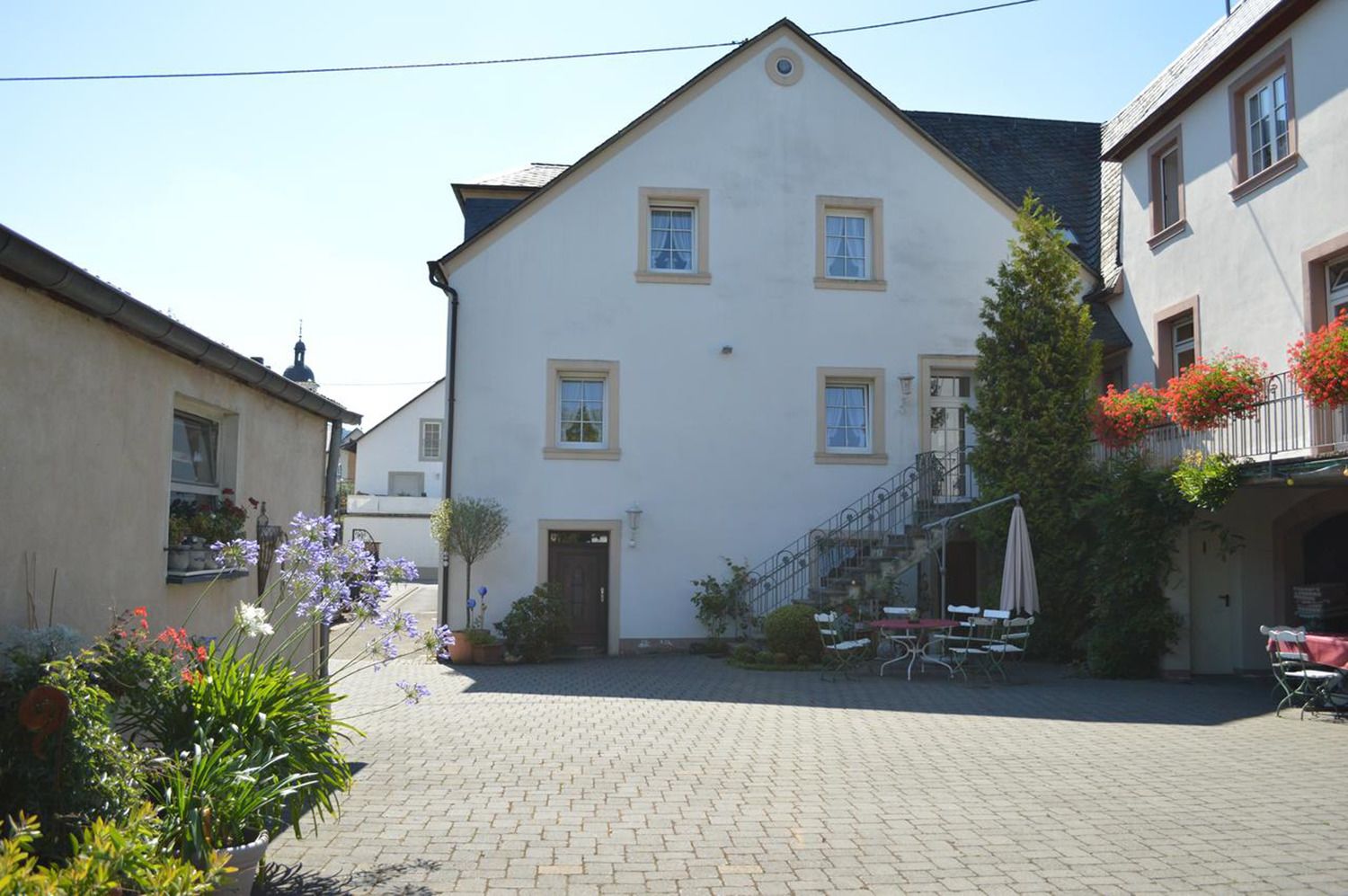 Weingut-Gastehaus Sebastiani