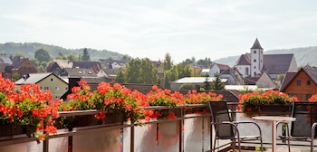 Gaststätte - Pension Trifelsblick