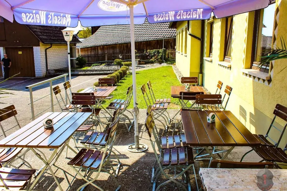 Beny Hotel Restaurant