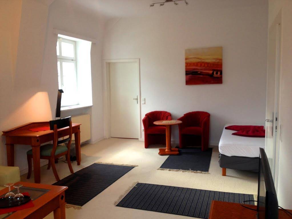 CAREA Schlosshotel Domäne Walberberg