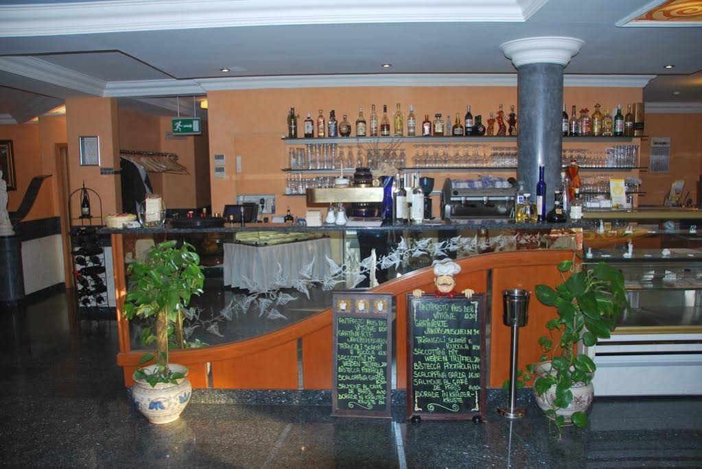 Hotel Ristorante Garda