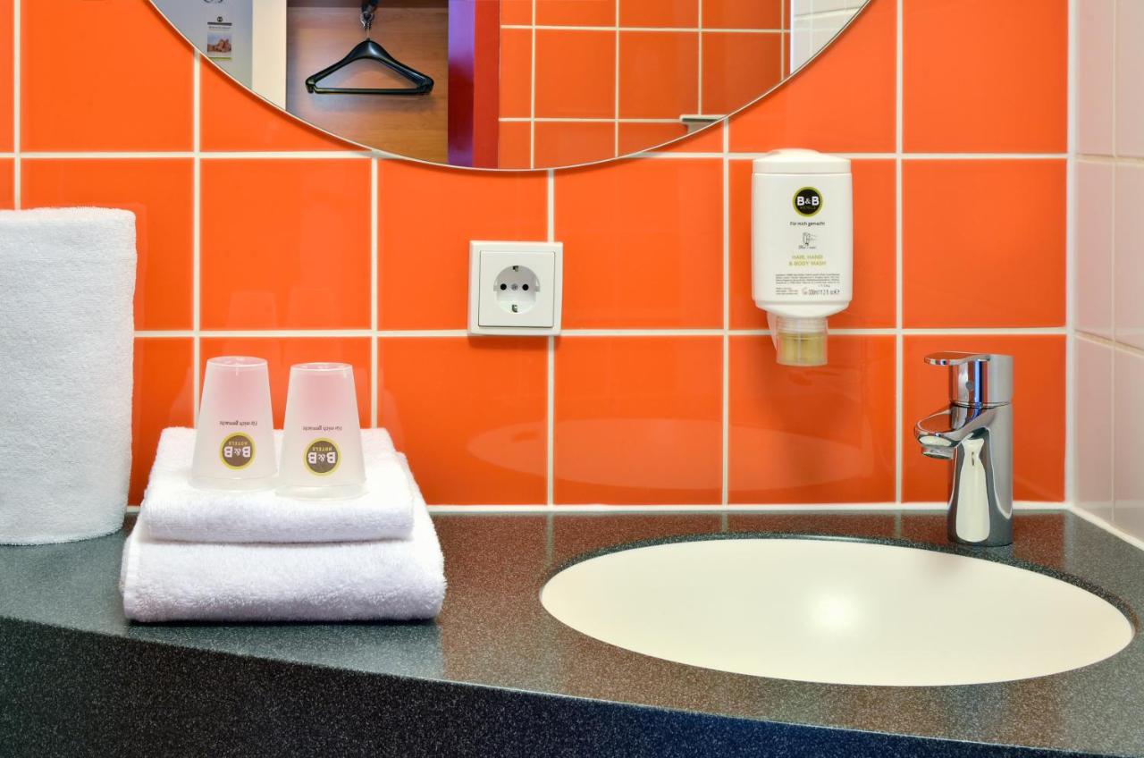 B&B Hotel Frankfurt-Niederrad