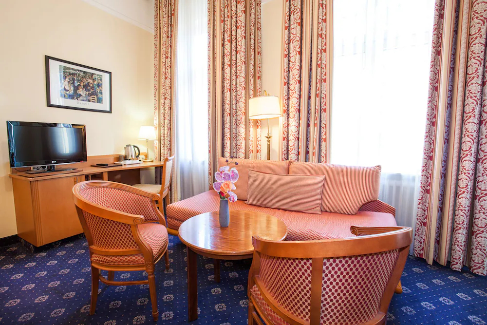 Centro National Frankfurt, Trademark Collection by Wyndham