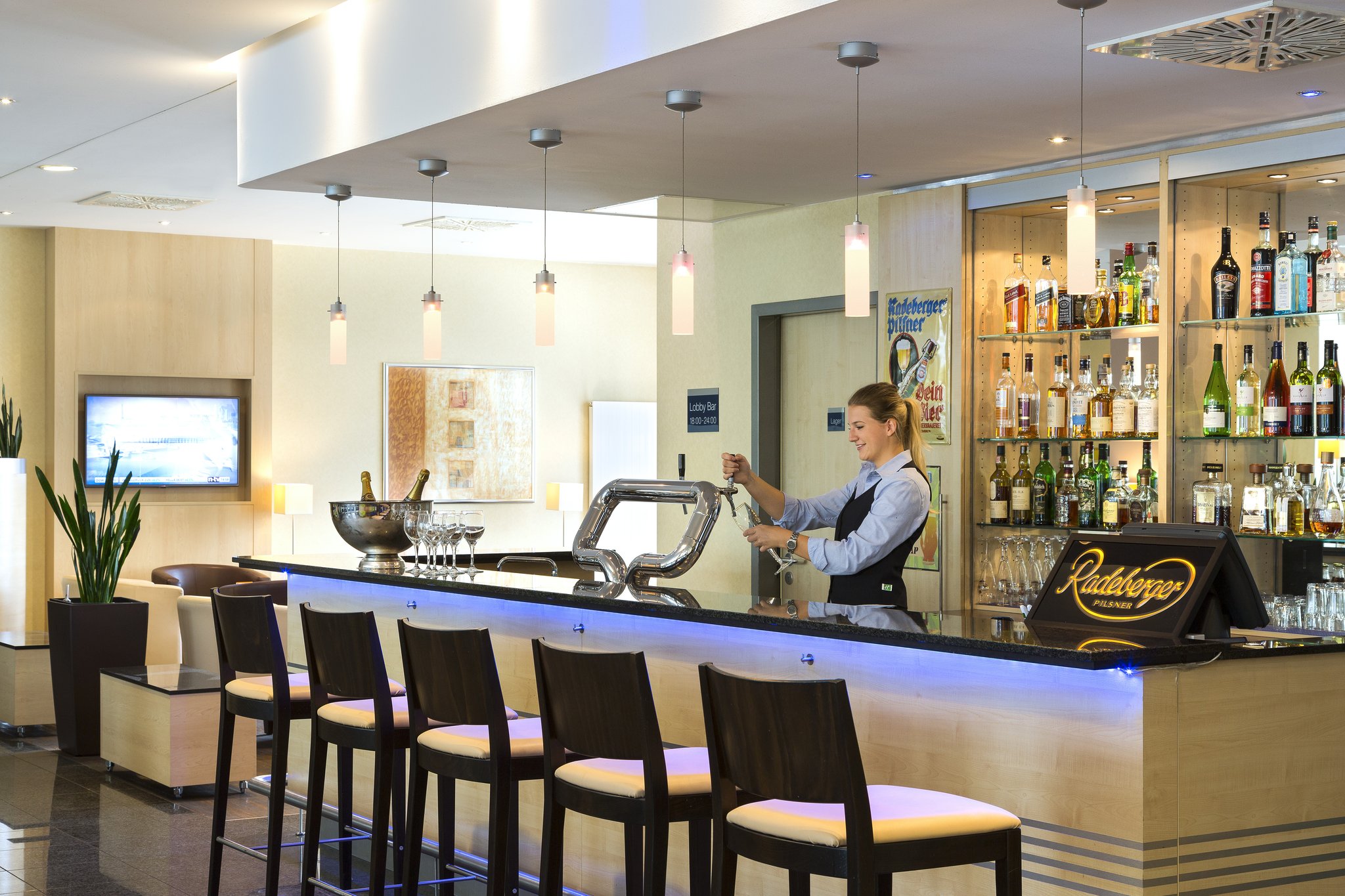 Holiday Inn Express Frankfurt Messe