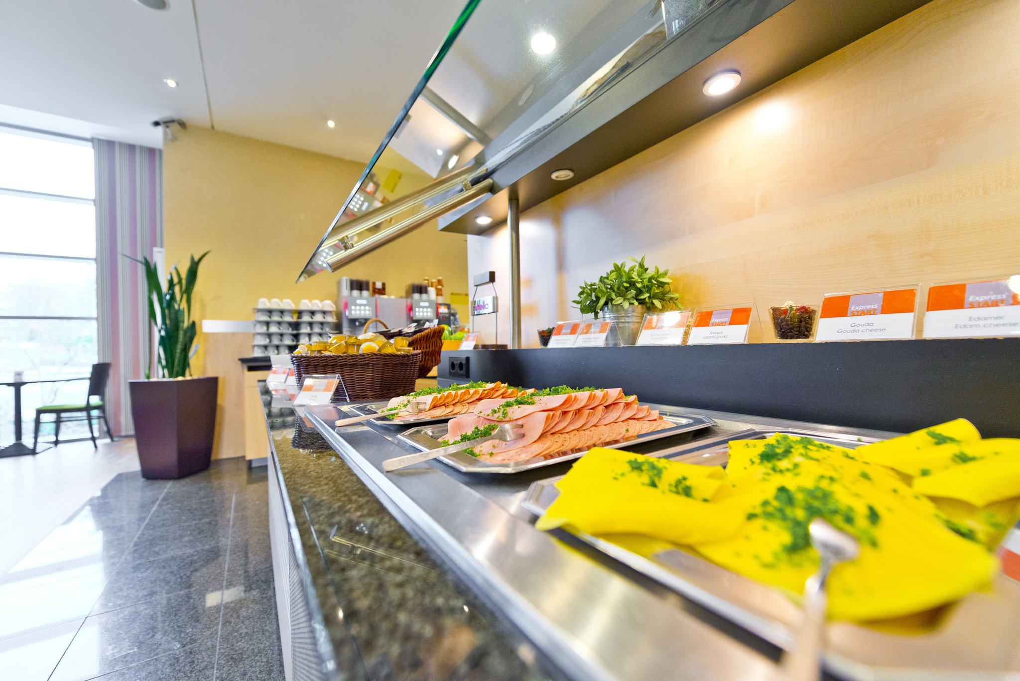 Holiday Inn Express Frankfurt Messe