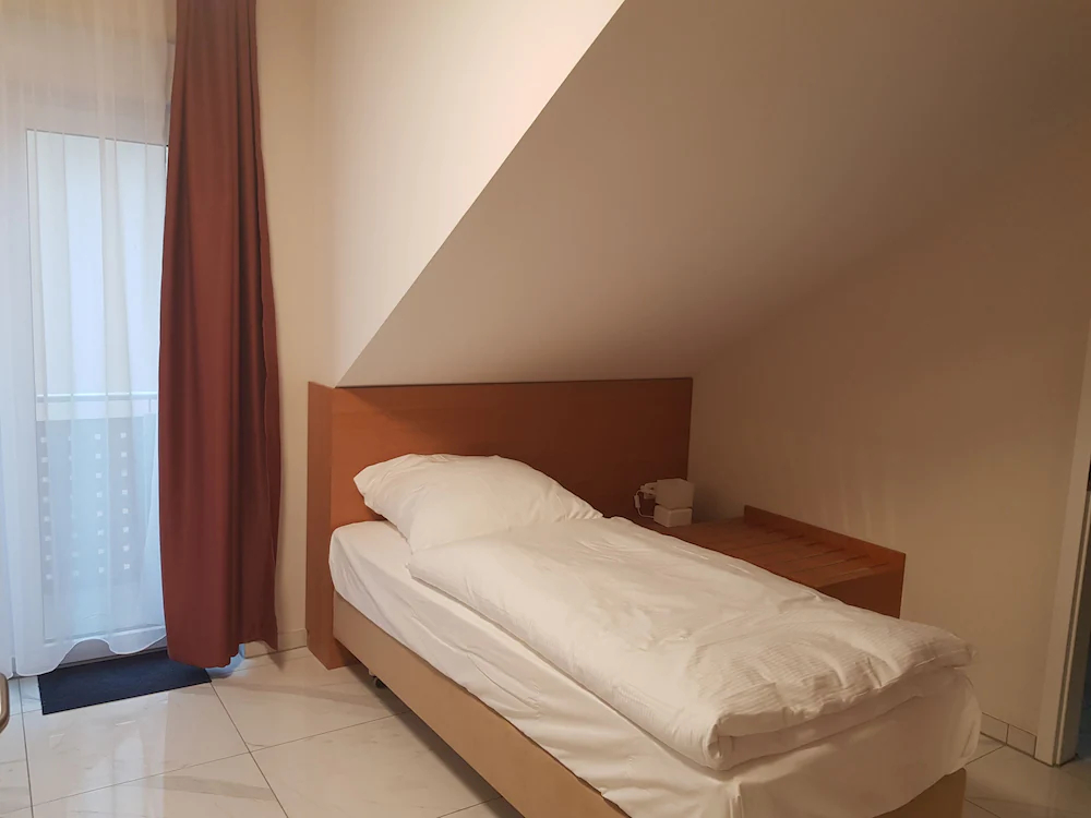 Hotel Emiliana am Bahnhof