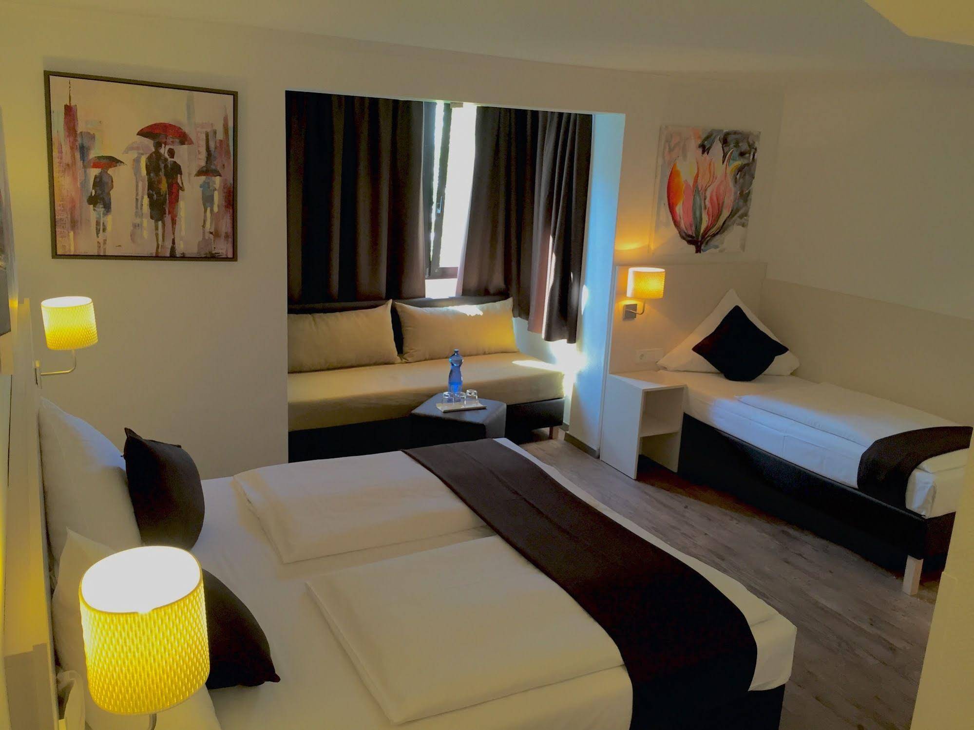 Lloyed Hotel Frankfurt