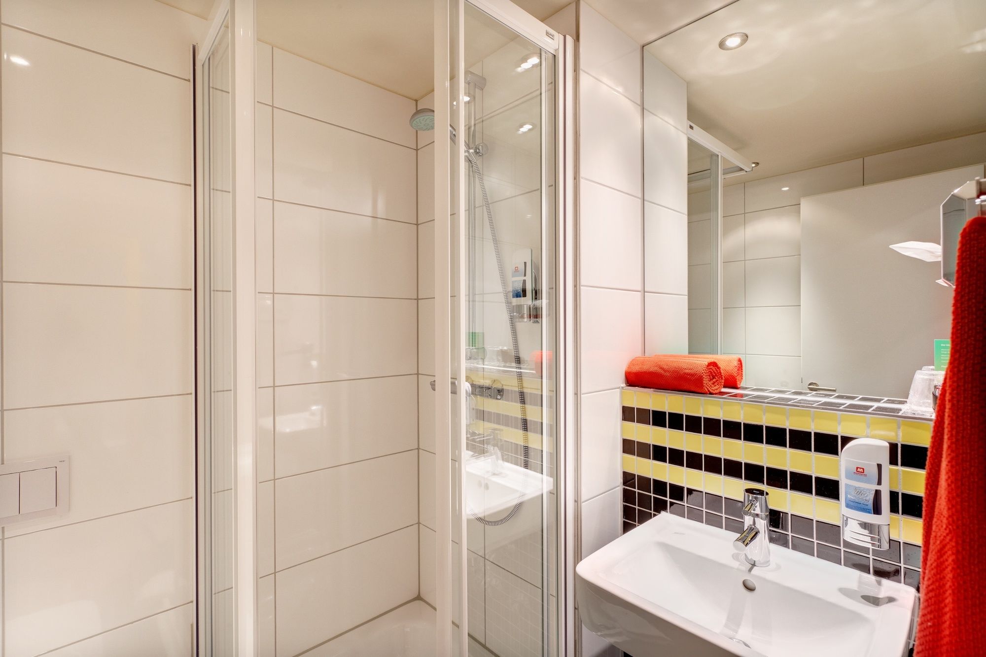 Meininger Hotel Frankfurt/Main Airport