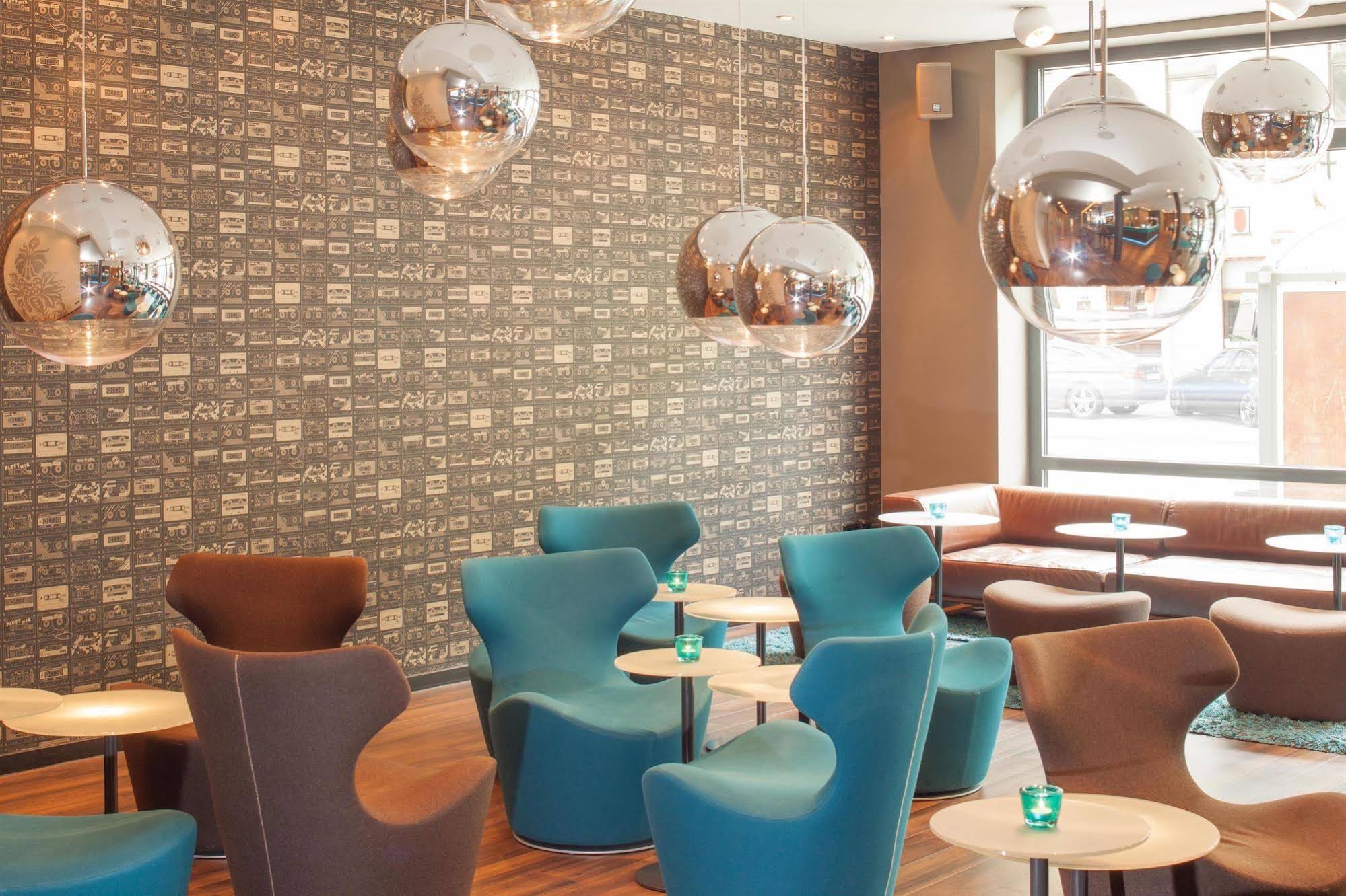 Motel One Frankfurt-east Side